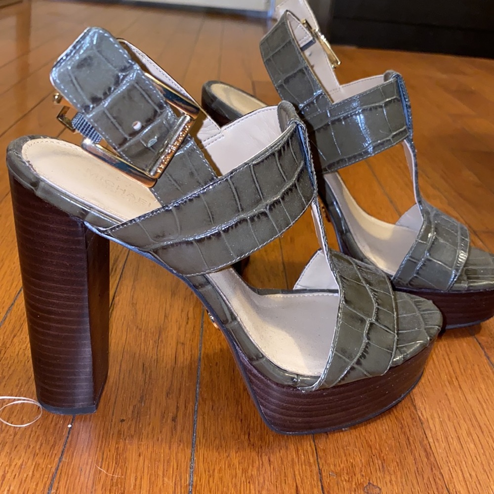 Michael Kors Green Leather Platform Sandal